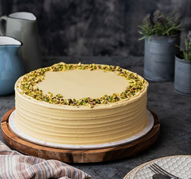 Vanilla Pistachio Cake