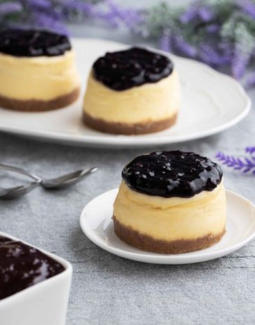 Mini-Blueberry-Cheesecake-