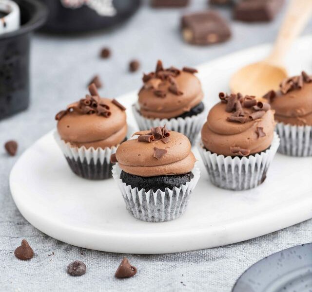 Mini-Double-Chocolate-Cupcake