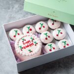 Minimalist & Cupcakes Box – Cherry